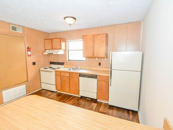 5th image of 420 E Magnolia Ave #1B-1Ba