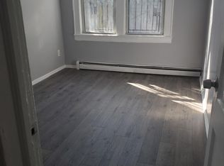 61 Schley St #1R, Newark, NJ 07112