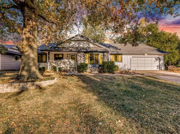 2503 S Carlsbad Cir, Wichita, KS 67215