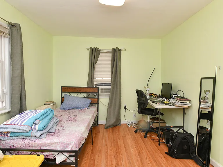 26 Charles St #1 — Photo 14