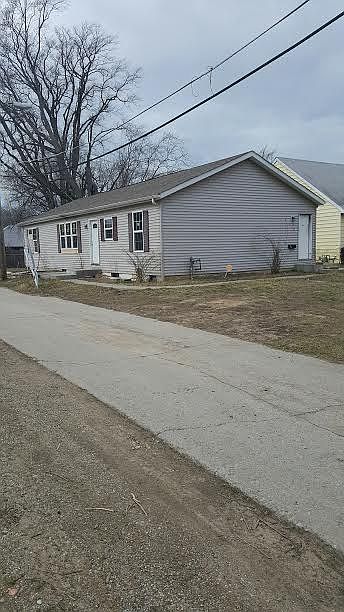 1st image of 260 S Fair Ave