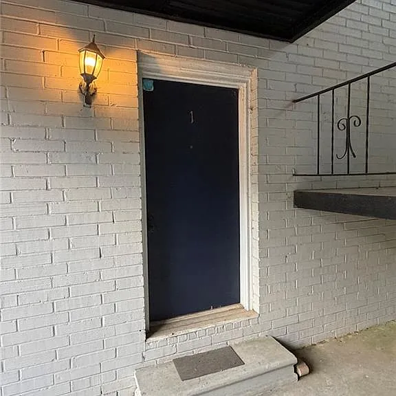 777 Jordan Ln #G1 — Photo 12