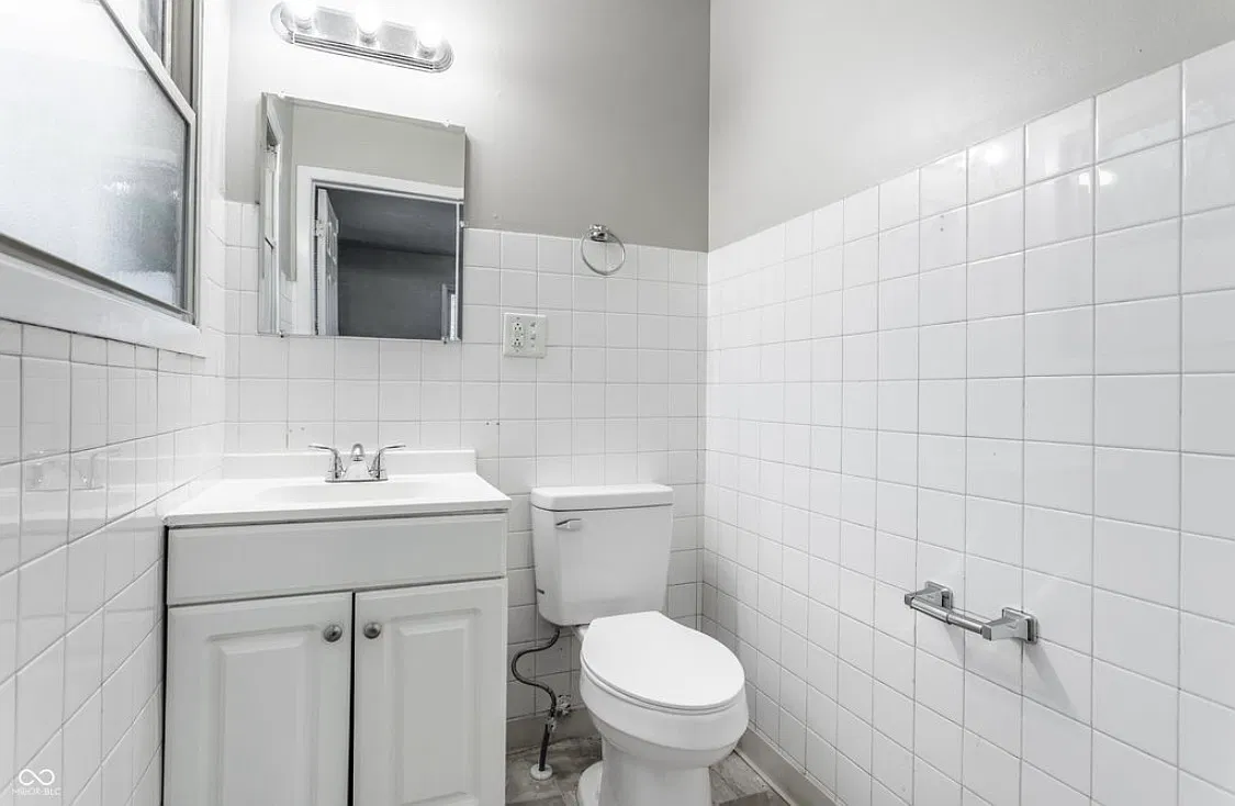 3 bed, 1000 sqft, $1,600 — Photo 3