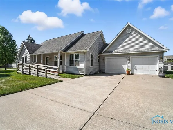 2140 Maryland Pl, Northwood, OH 43619