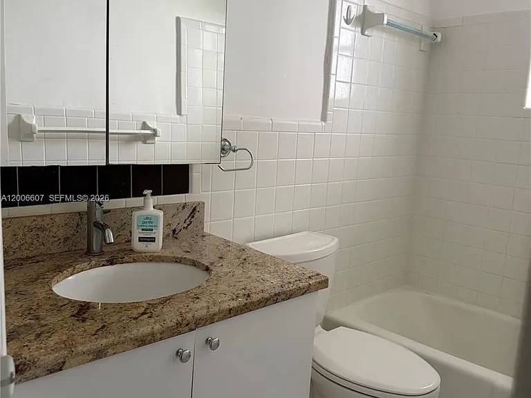 2600 S Ocean Dr #S306 — Photo 11
