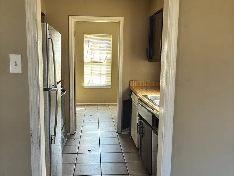 5636 Pathway Cir — Photo 2