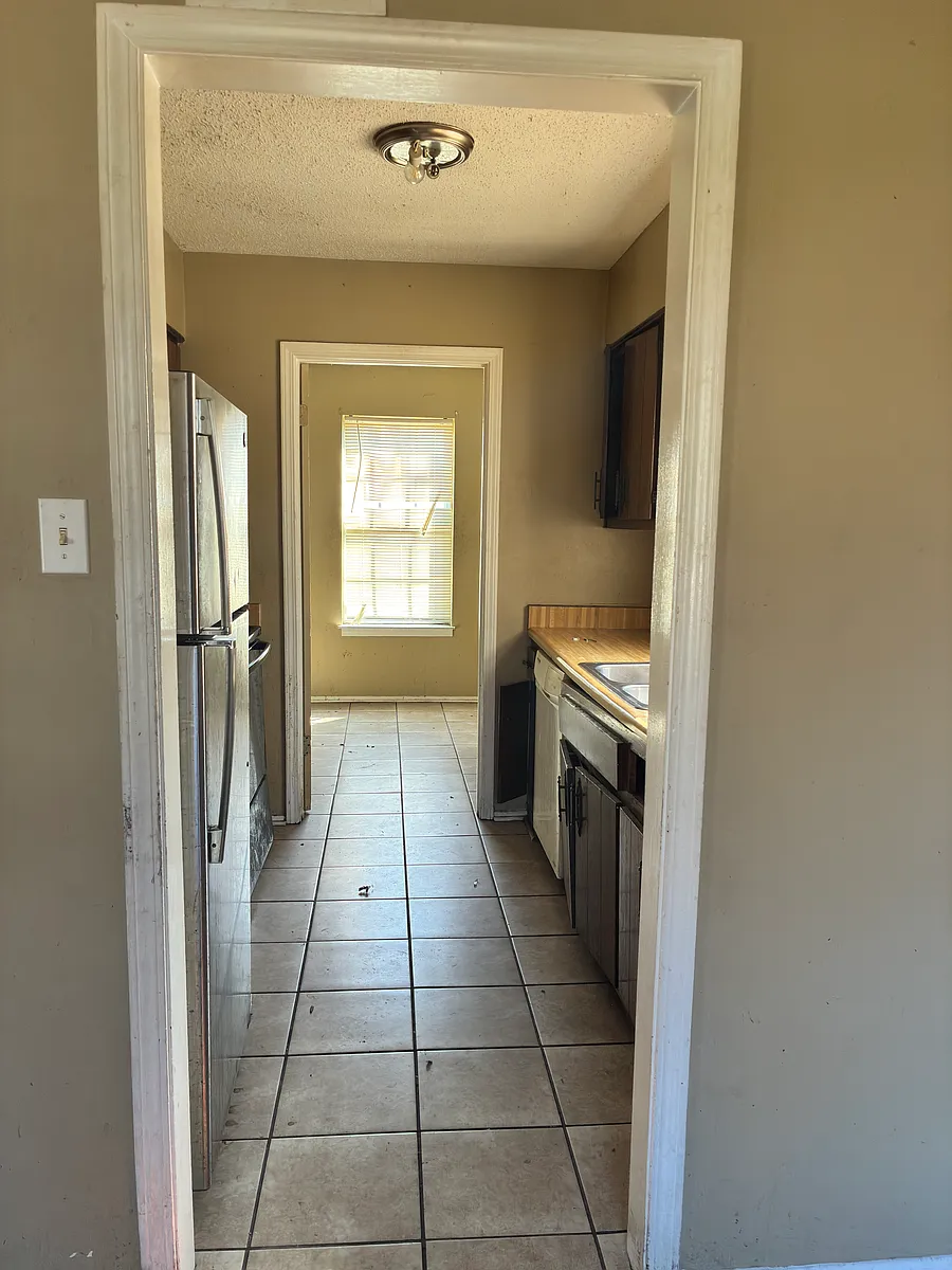Building Photo - 5636 Pathway Cir