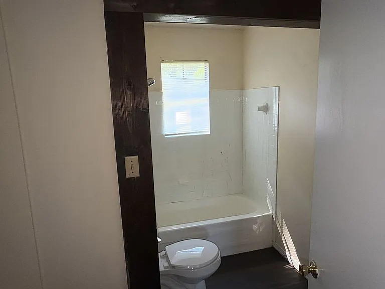 2245 Mobile Rd — Photo 10