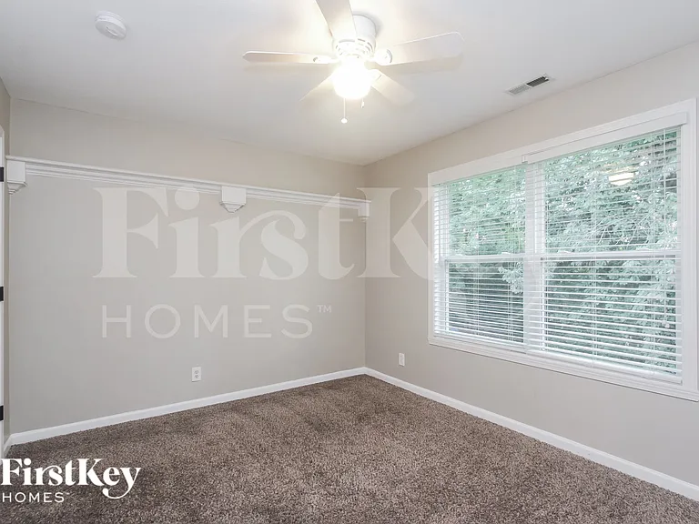 7203 Tresa Dr — Photo 15