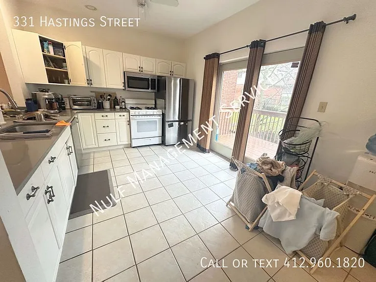 331 Hastings St — Photo 4