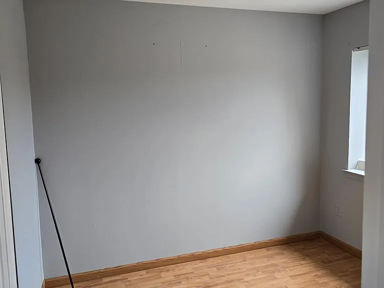 709 Kennedy Dr — Photo 5