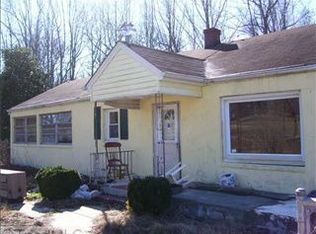 5500 Kallam Rd, Walkertown, NC 27051