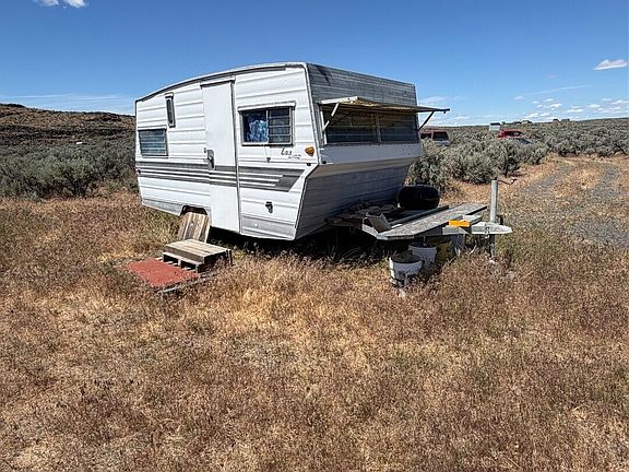 3rd image of 7144 Elk City Place