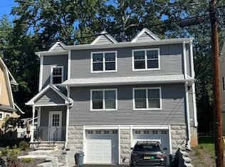 27 Boyden Pkwy #B, Maplewood, NJ 07040