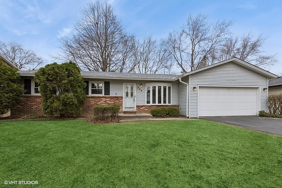 544 Arthur Dr photo 1