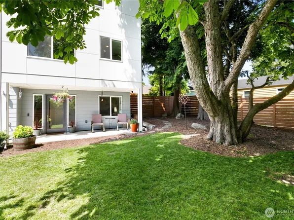 2736 SW Holden Street, Seattle, WA 98126