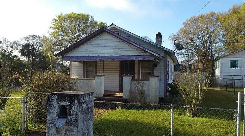 1st image of 1915 W 15th St