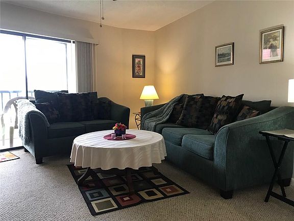 3rd image of 2083 NE Collins Cir #8110