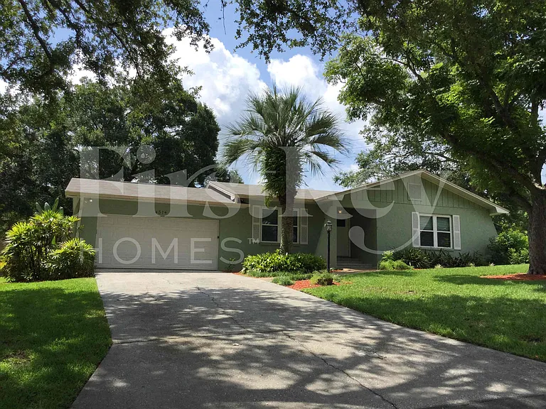 4514 Glen Eden — Photo 1