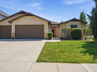 297 W Producer Dr, Meridian, ID 83646