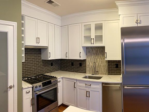 5th image of 2665 Prosperity Ave APT 317
