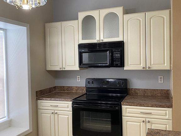 3rd image of 4312 Longshore Dr
