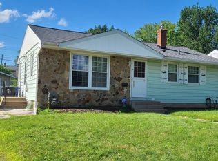 2131 Hawthorne Ave E, Saint Paul, MN 55119