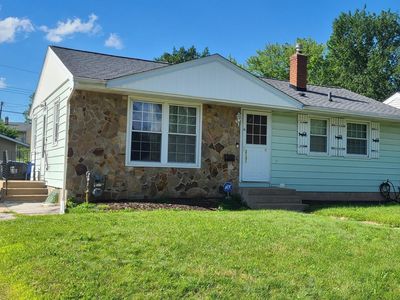 2131 Hawthorne Ave E, Saint Paul, MN, 55119
