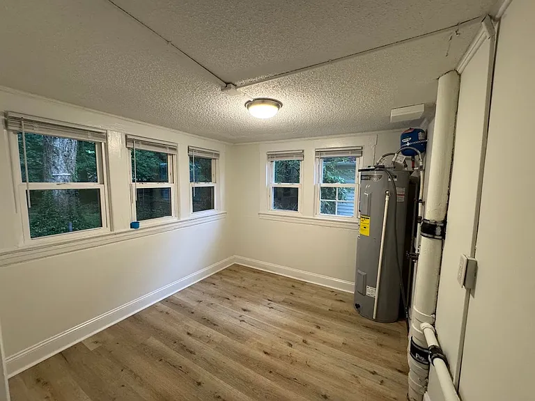 917 E Dayton Ave — Photo 11