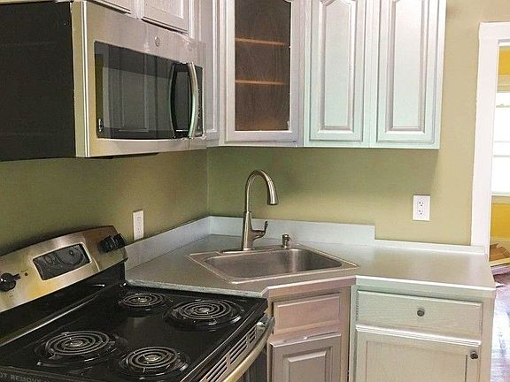 3rd image of 209 N Burgher Ave #2