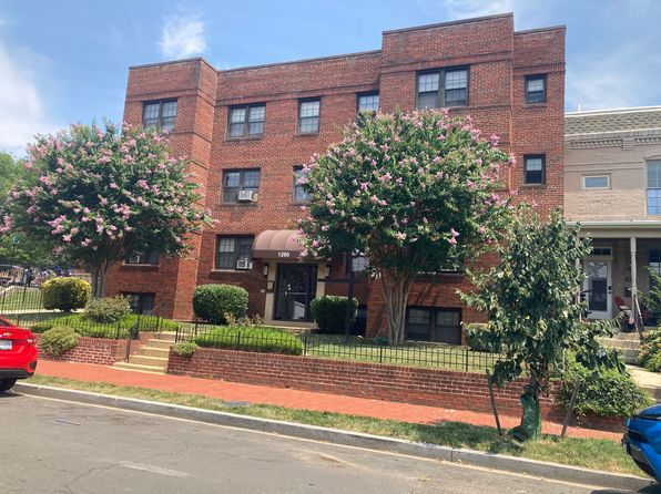 1266 Morse St NE APT 303