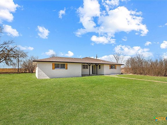 4th image of 5114 Knob Creek Rd