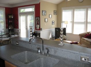 201 Presque Isle Ln #200, Chapel Hill, NC 27514