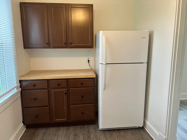 2321 Park Ave #2 — Photo 6