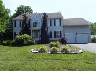 375 Hidden Oaks Dr, Yardley, PA 19067