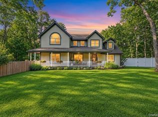 15 Hillcrest Avenue, Port Jefferson, NY 11777