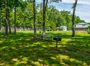 Lakewood Village Apartments, Southwick, MA 01077