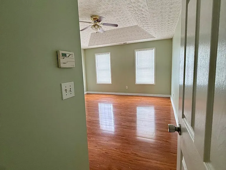 755 Tara Bnd — Photo 12
