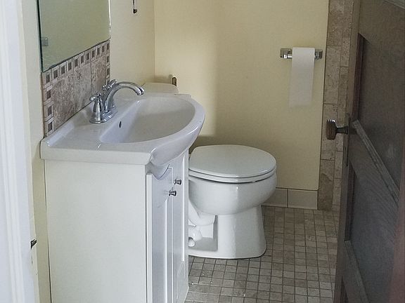 3rd image of 80 Jayne Ave APT 2