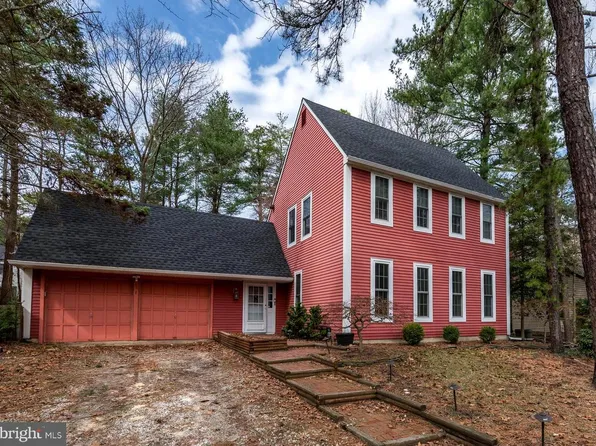 8 Battery Hill Dr, Voorhees, NJ 08043