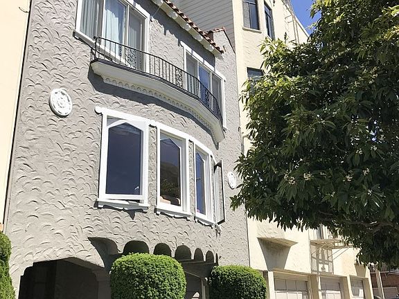 3rd image of 3212 Broderick St