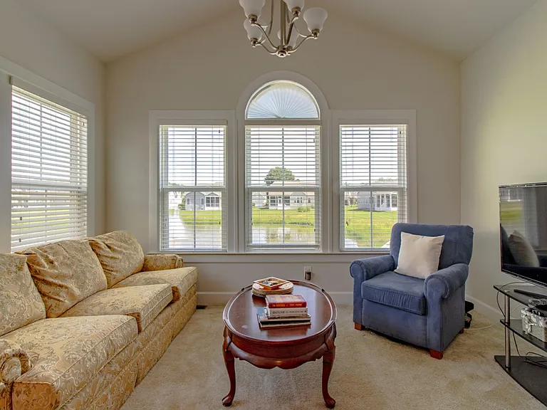 31832 Carmine Dr — Photo 14