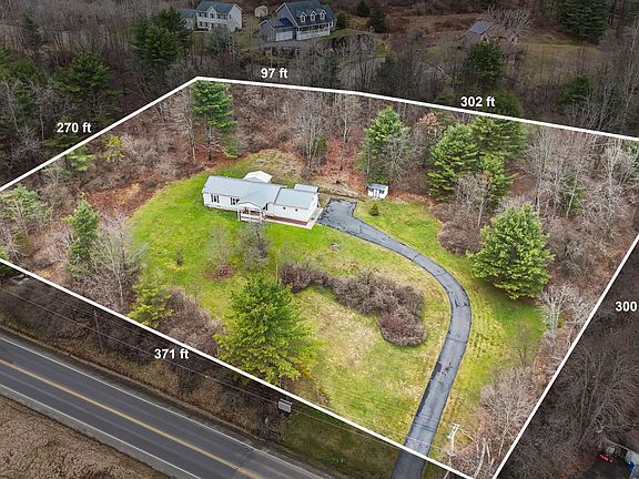 2nd image of 1122 Day Hollow Rd