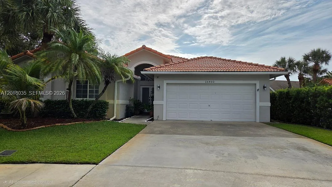 Building Photo - 16850 Crestview Ln