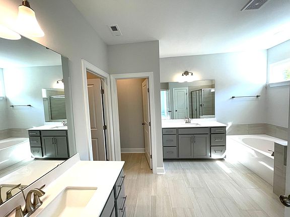 3rd image of 2228 Jollay St