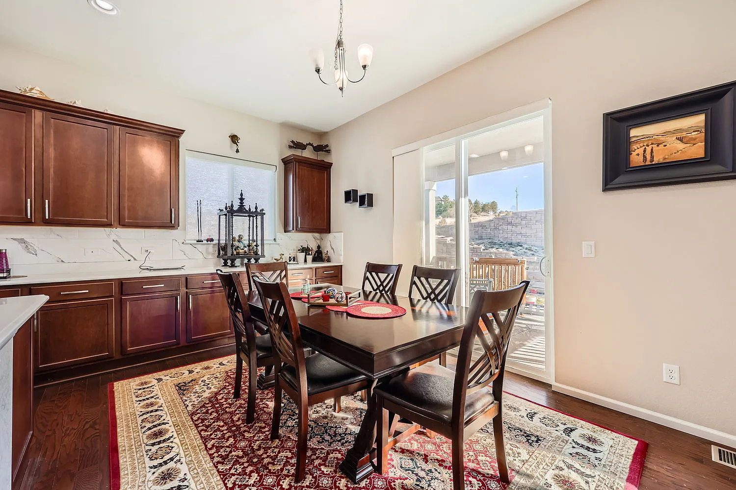 5 bed, 4654 sqft, $4,300 — Photo 1