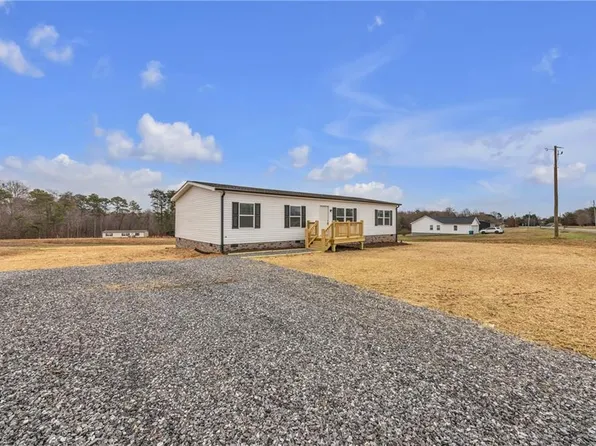4433 Old Us Highway 421, Hamptonville, NC 27020