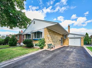 28 Winnipeg Rd, Toronto, ON M9P 2E4