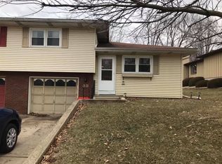 3 Justin Dr, Jacksonville, IL 62650