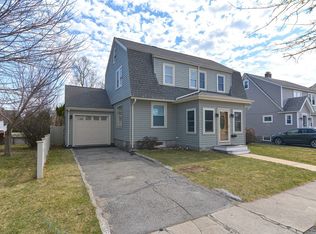 15 Bay State Rd, Worcester, MA 01606